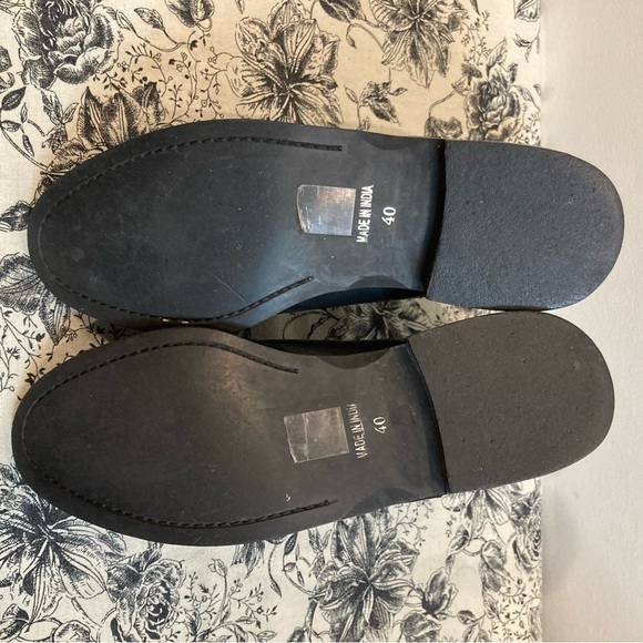 OFFICE LONDON Sz 40 Leather Chelsea Style Pull On  Booties - Picture 6 of 9